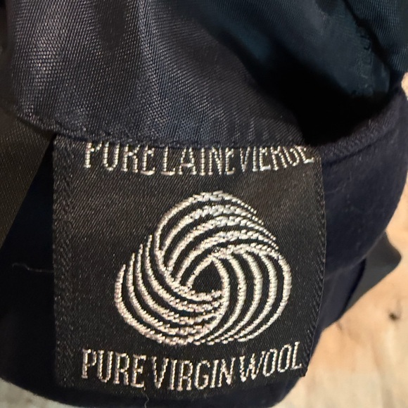 AQUASCUTUM custom tailored vintage blazer. - Picture 6 of 11